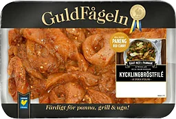 Kycklingbröstfilé strimlad paneng red curry 600g Guldfågeln
